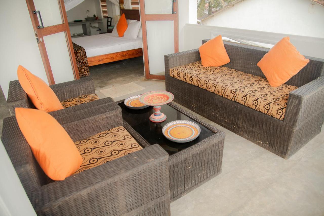 Sea Crest Beach Villa Ambalangoda  Extérieur photo